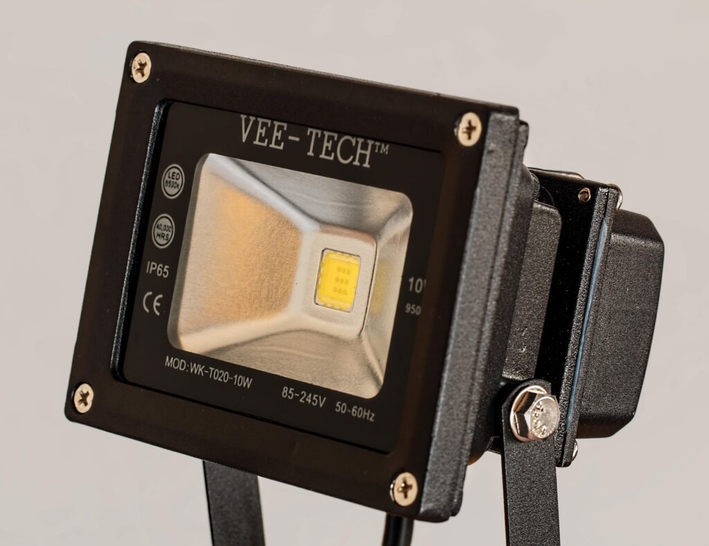 LED育毛キャップの価格比較はどこでできる？