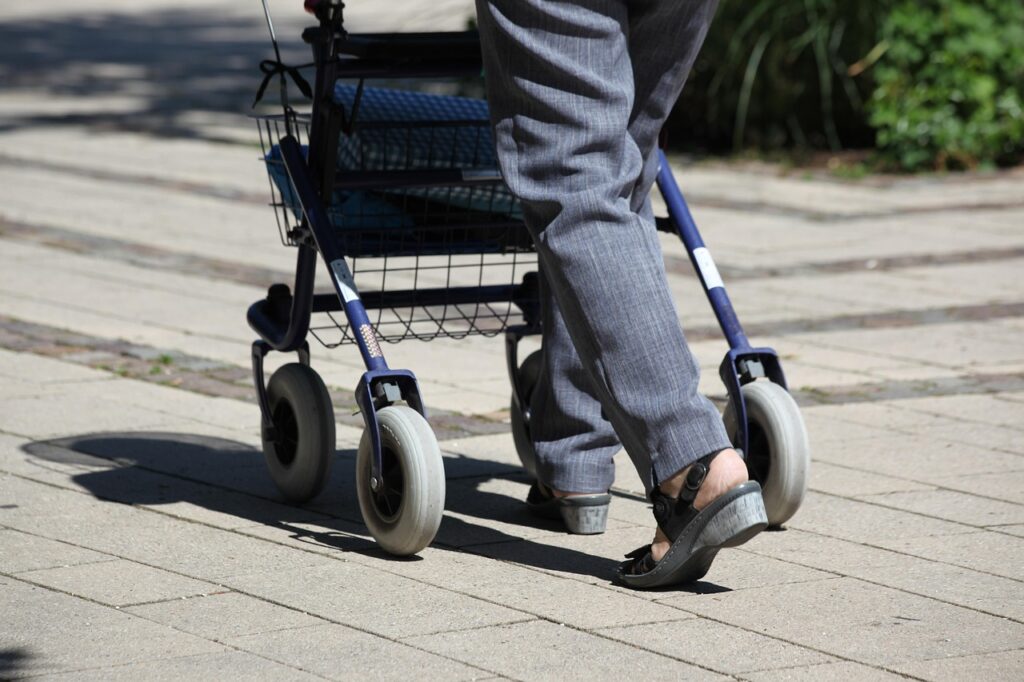 加齢による薄毛を自宅でケアする方法は？