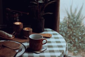 育毛は朝と晩のどっちが効果的なの？
